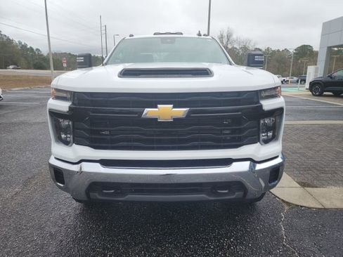 Used 2024 Chevrolet Silverado 3500 W/T image 4