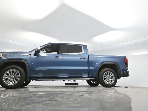 Used 2025 GMC Sierra 1500 Denali image 7