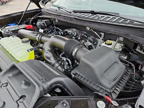 New 2026 Ford Expedition Active RWD image 15