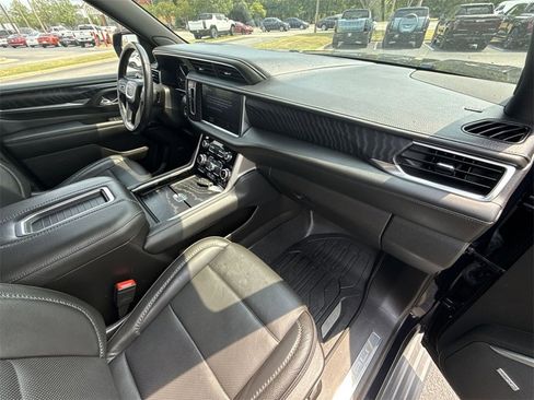 Certified 2021 GMC Yukon Denali image 29