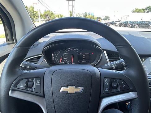 Certified 2018 Chevrolet Trax LT w/ Redline Edition FWD image 12