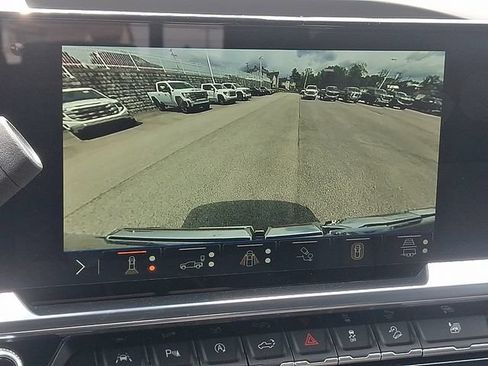 New 2026 GMC Sierra 1500 SLE AWD/4WD image 19