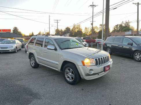 Used 2006 Jeep Grand Cherokee Overland image 6