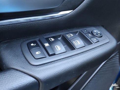 Used 2022 RAM 1500 Big Horn image 11