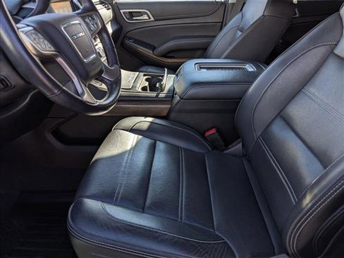 Used 2020 GMC Yukon XL Denali image 16