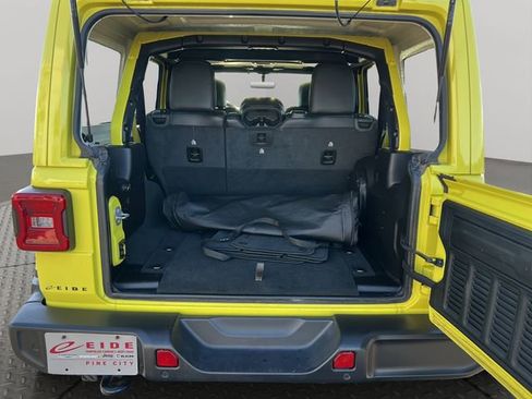 Used 2022 Jeep Wrangler Unlimited Sahara w/ LED Lighting Group image 37