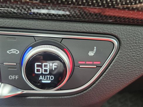 Used 2023 Audi SQ5 Prestige w/ Prestige Package image 26