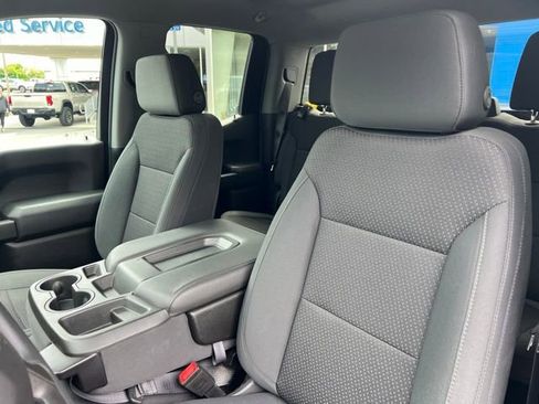 Used 2020 Chevrolet Silverado 1500 Custom w/ Custom Value Package AWD/4WD image 16