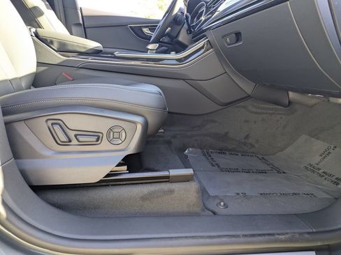 New 2026 Audi Q8 Premium Plus AWD/4WD image 4