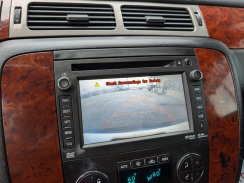 Used 2012 Chevrolet Tahoe LTZ image 16