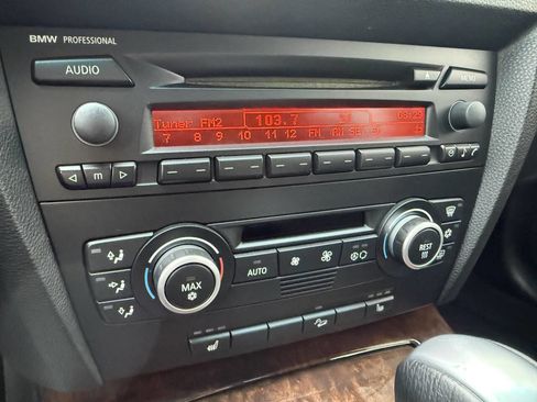 Used 2007 BMW 328xi Wagon image 23