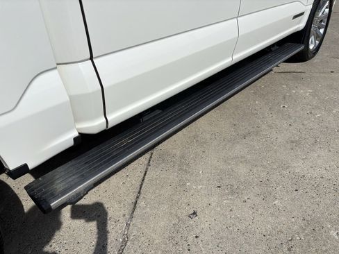 Used 2021 Ford F150 Limited image 11