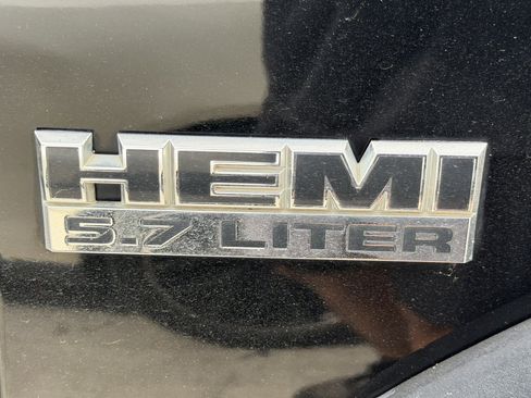Used 2012 RAM 2500 ST w/ Chrome Appearance Group AWD/4WD image 16
