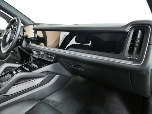New 2026 Porsche Cayenne AWD/4WD image 25