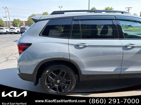 Used 2024 Honda Passport Black Edition image 7