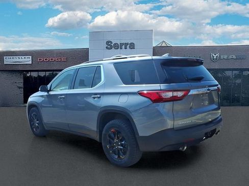 Used 2021 Chevrolet Traverse LT image 4