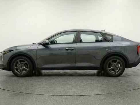 Used 2025 Kia K4 FWD image 5