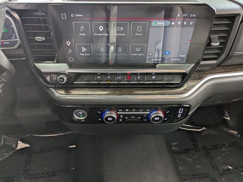 Used 2023 GMC Sierra 1500 Elevation AWD/4WD image 17