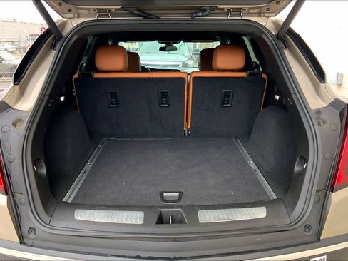 Used 2022 Cadillac XT5 Premium Luxury image 19