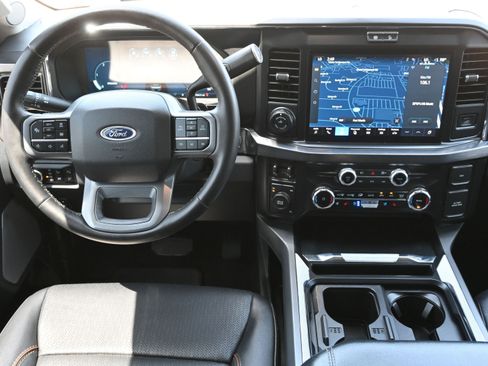 Used 2025 Ford F350 Lariat w/ Lariat Ultimate Package AWD/4WD image 16