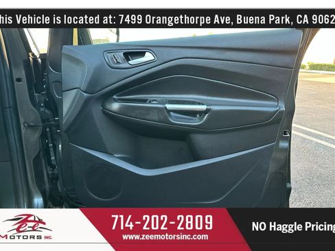 Used 2015 Ford C-MAX SE w/ Interior Protection Package image 39