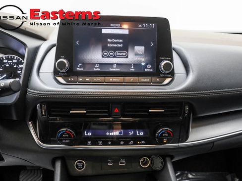Used 2022 Nissan Rogue SV AWD/4WD image 12