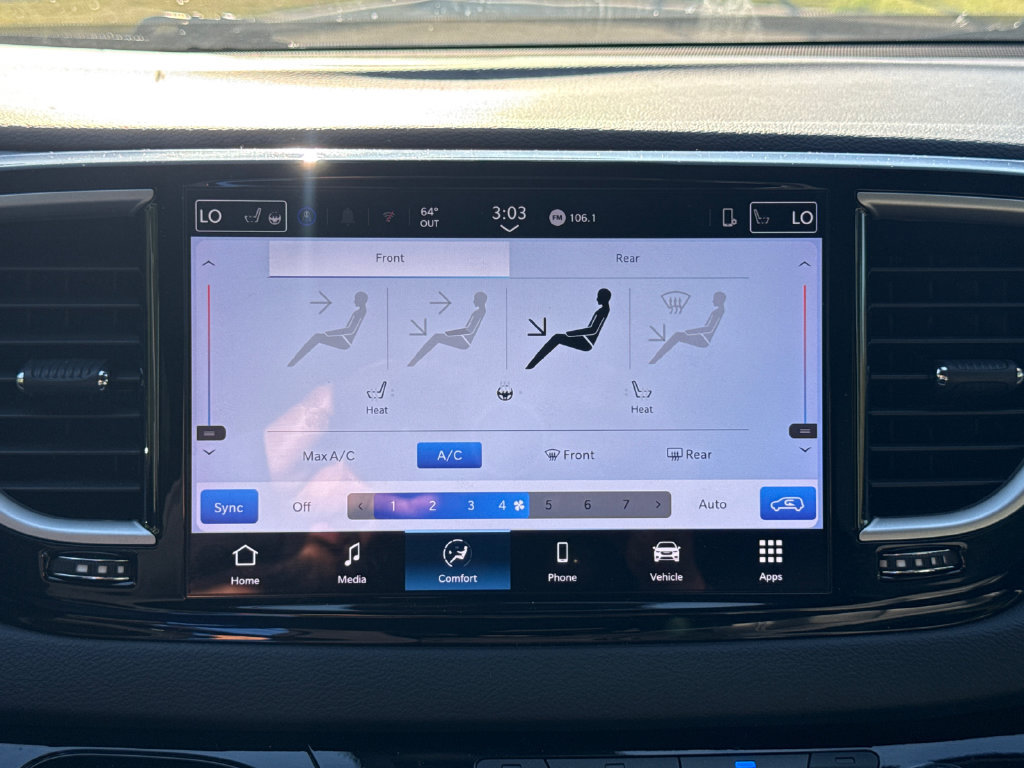 Used 2025 Chrysler Pacifica Select FWD image 26