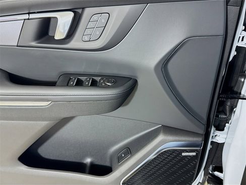 New 2026 Buick Enclave Sport Touring w/ Power Package image 16