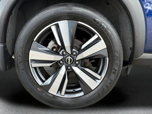 Certified 2024 Nissan Rogue SL w/ SL Premium Package AWD/4WD image 28