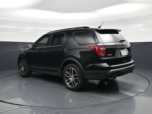 Used 2019 Ford Explorer Sport AWD/4WD image 7