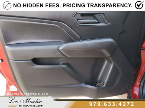 Used 2025 Chevrolet Colorado W/T w/ WT Convenience Package II RWD image 14
