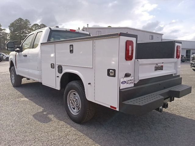 New 2026 Ford F250 XL w/ XL Chrome Package AWD/4WD image 5