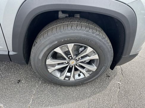 New 2026 Chevrolet Equinox LT image 13