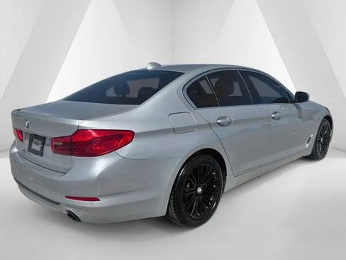 Used 2019 BMW 530i xDrive w/ Convenience Package AWD/4WD image 7