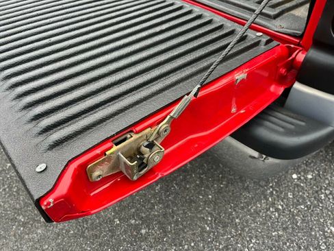 Used 1997 Dodge Ram 1500 Truck 4x4 Regular Cab image 26