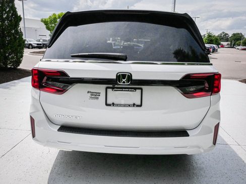 New 2026 Honda Odyssey EX-L image 9