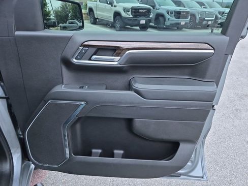 Used 2024 GMC Sierra 1500 Elevation RWD image 35