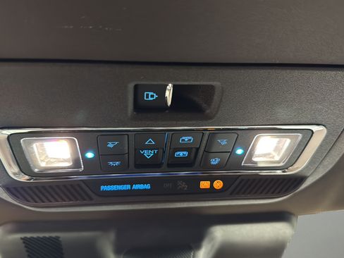 Used 2025 Ford F350 King Ranch w/ Chrome Package AWD/4WD image 40