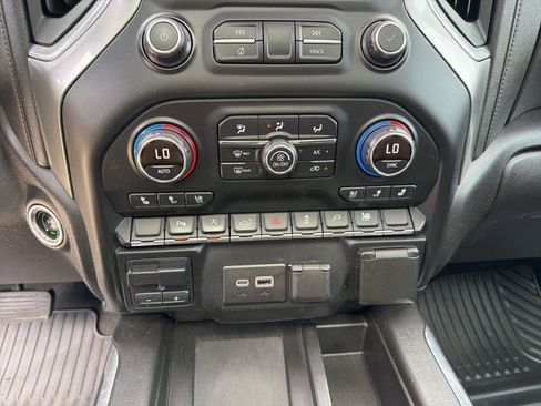 Used 2019 Chevrolet Silverado 1500 LTZ w/ LTZ Plus Package AWD/4WD image 33