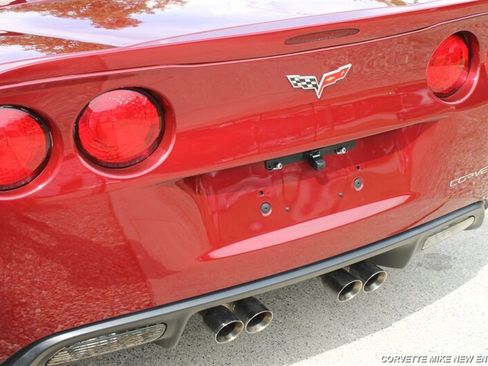 Used 2007 Chevrolet Corvette Convertible w/ Preferred Equipment Group RWD image 29