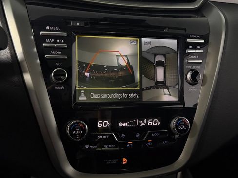 Used 2024 Nissan Murano SL FWD image 17