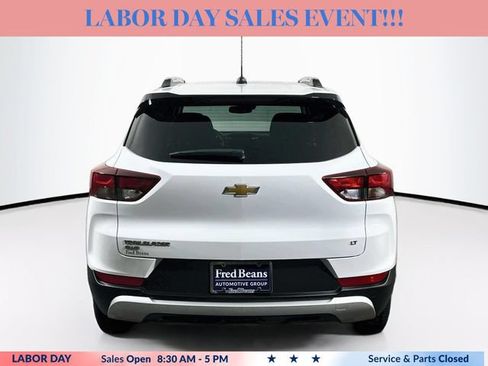 Used 2023 Chevrolet TrailBlazer LT w/ Convenience Package AWD/4WD image 6