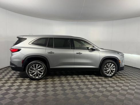 Used 2026 Buick Enclave Preferred FWD image 7