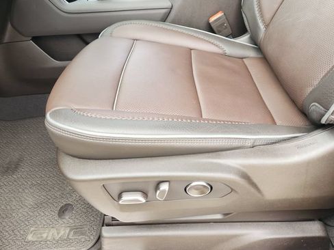 Used 2024 GMC Sierra 1500 Denali AWD/4WD image 24