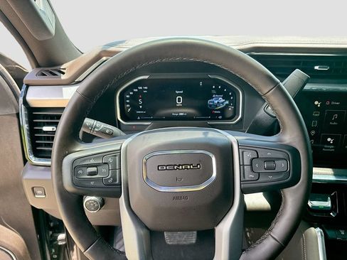 Used 2026 GMC Sierra 2500 Denali w/ Denali Reserve Package AWD/4WD image 14