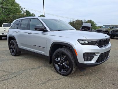 New 2025 Jeep Grand Cherokee Altitude