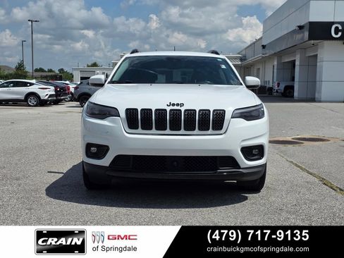 Used 2021 Jeep Cherokee Latitude Plus FWD image 2