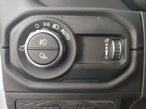 New 2025 Jeep Gladiator Sport image 26