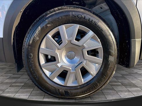 New 2026 Nissan Kicks S image 12