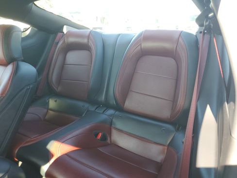 Used 2025 Ford Mustang GT Premium image 12